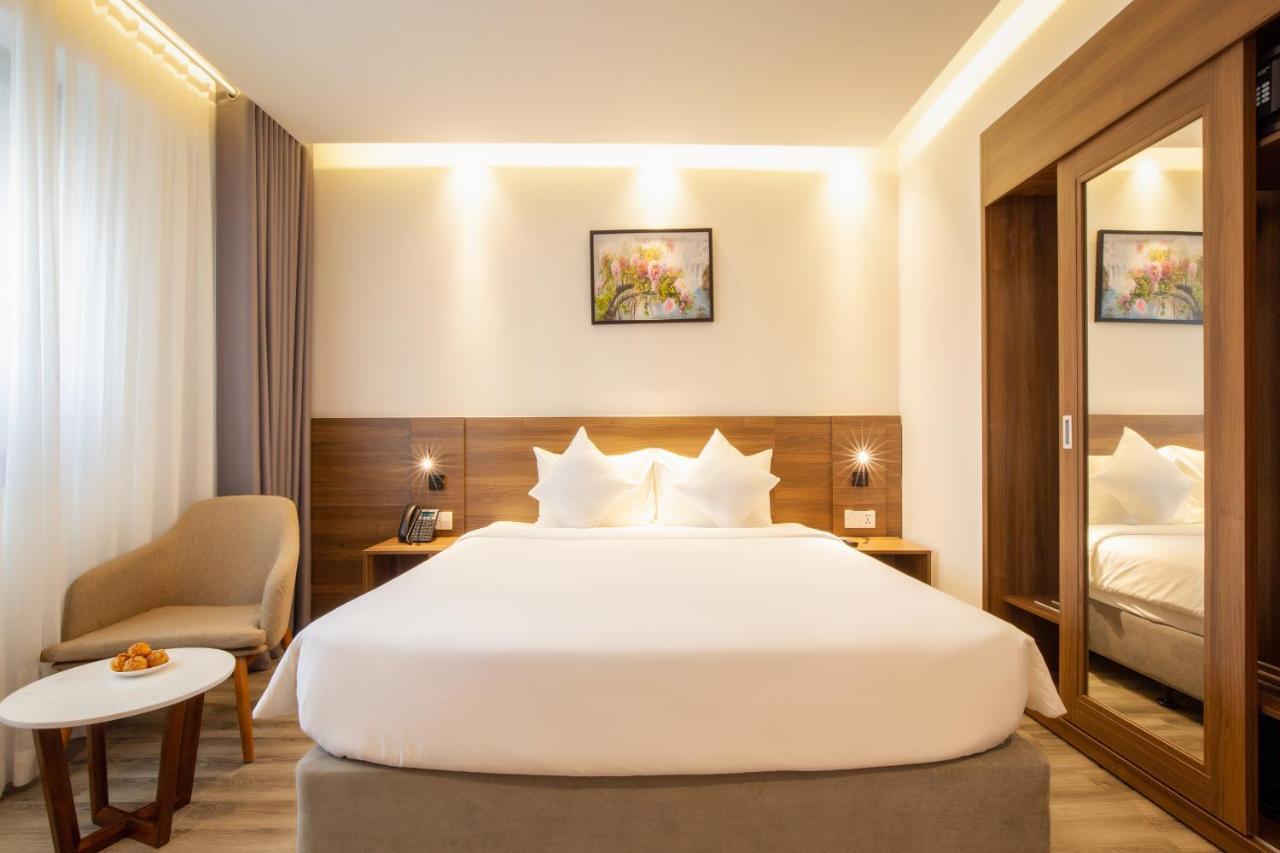 Merlot Hotel Nha Trang Zewnętrze zdjęcie